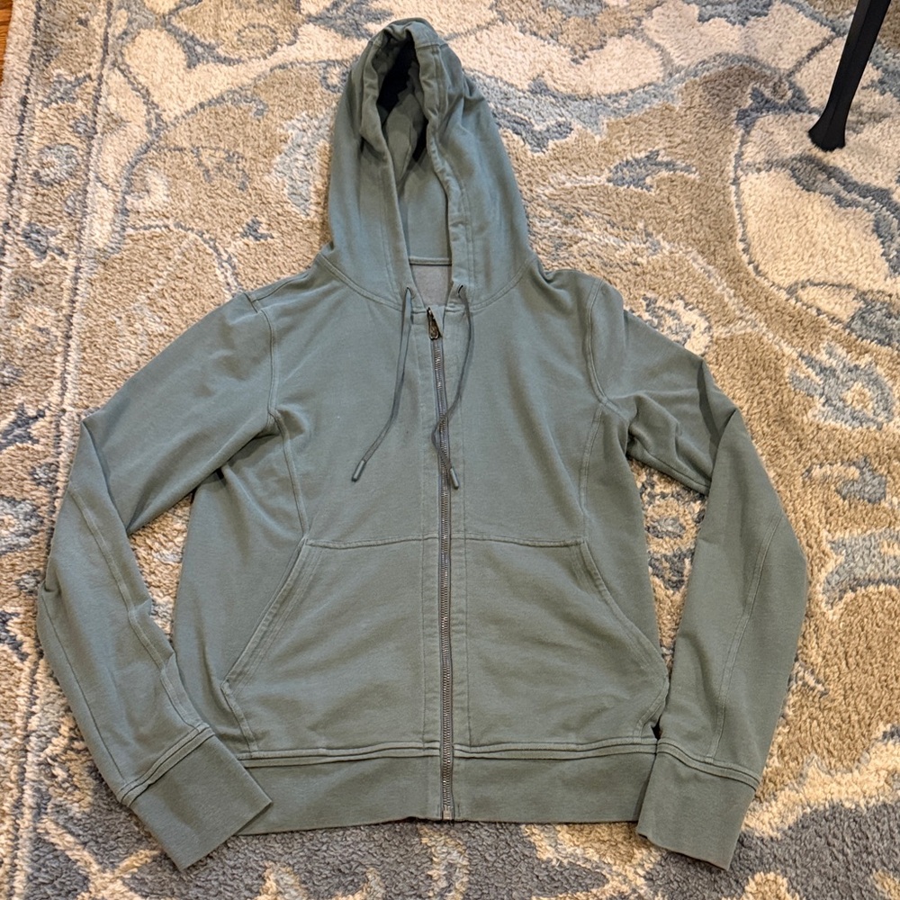 Lululemon Athletic Press Pause Jacket - size 8
